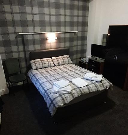 The Lodge Guest Accommodation Barrow-in-Furness Extérieur photo